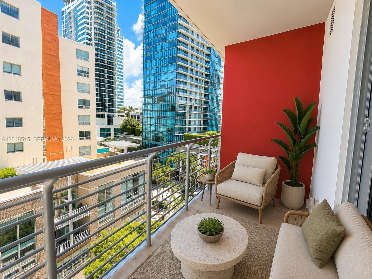 90 NE 32nd St # 814 Unit: #814