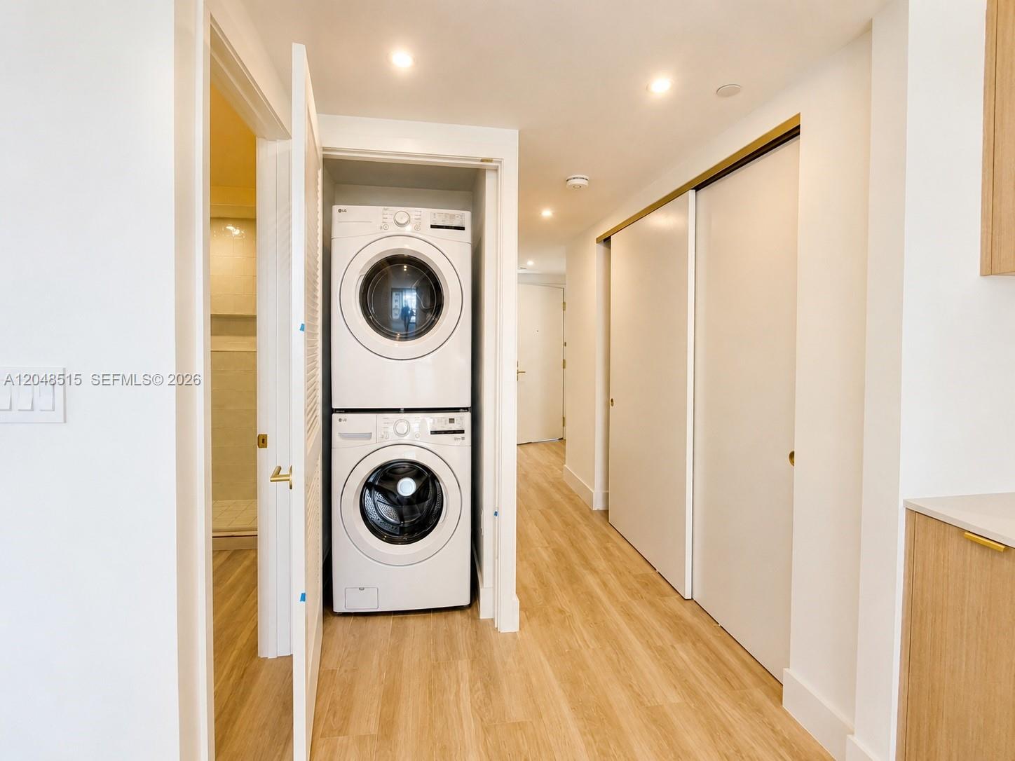 90 NE 32nd St # 814 Unit: #814