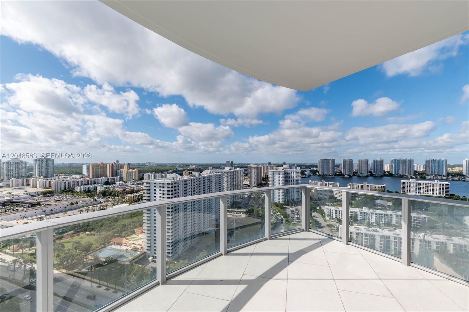 17475 Collins Ave # 2003