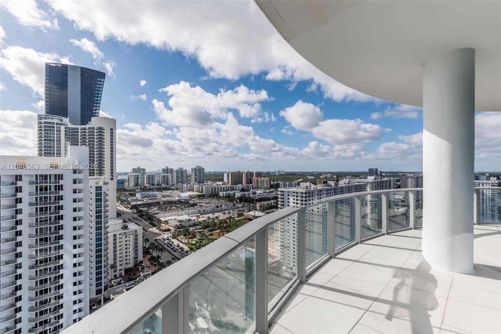 17475 Collins Ave # 2003
