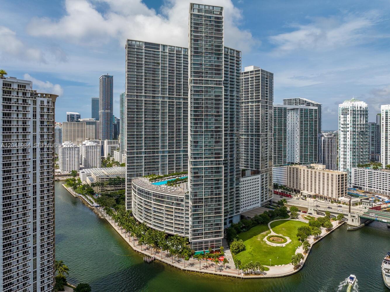 465 Brickell Ave # 3506