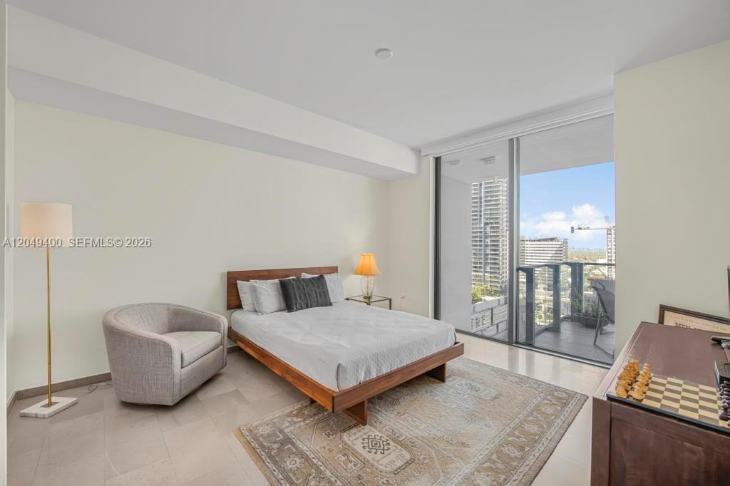 68 SE 6th St # 1710
