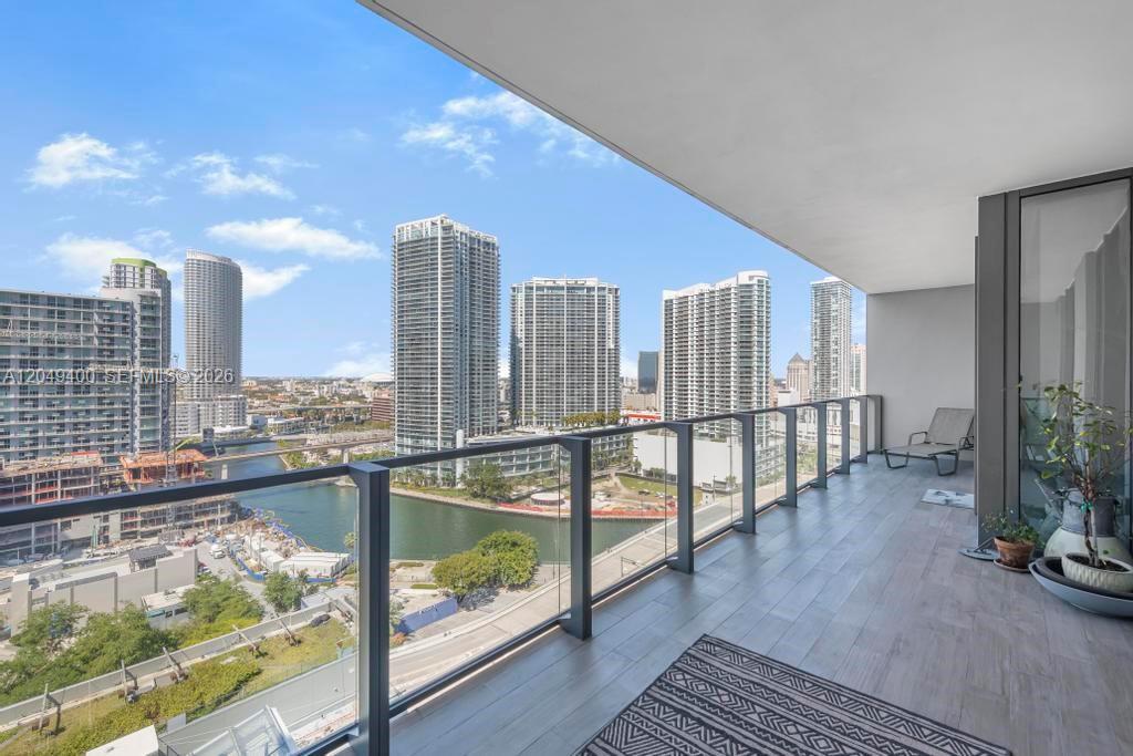 68 SE 6th St # 1710