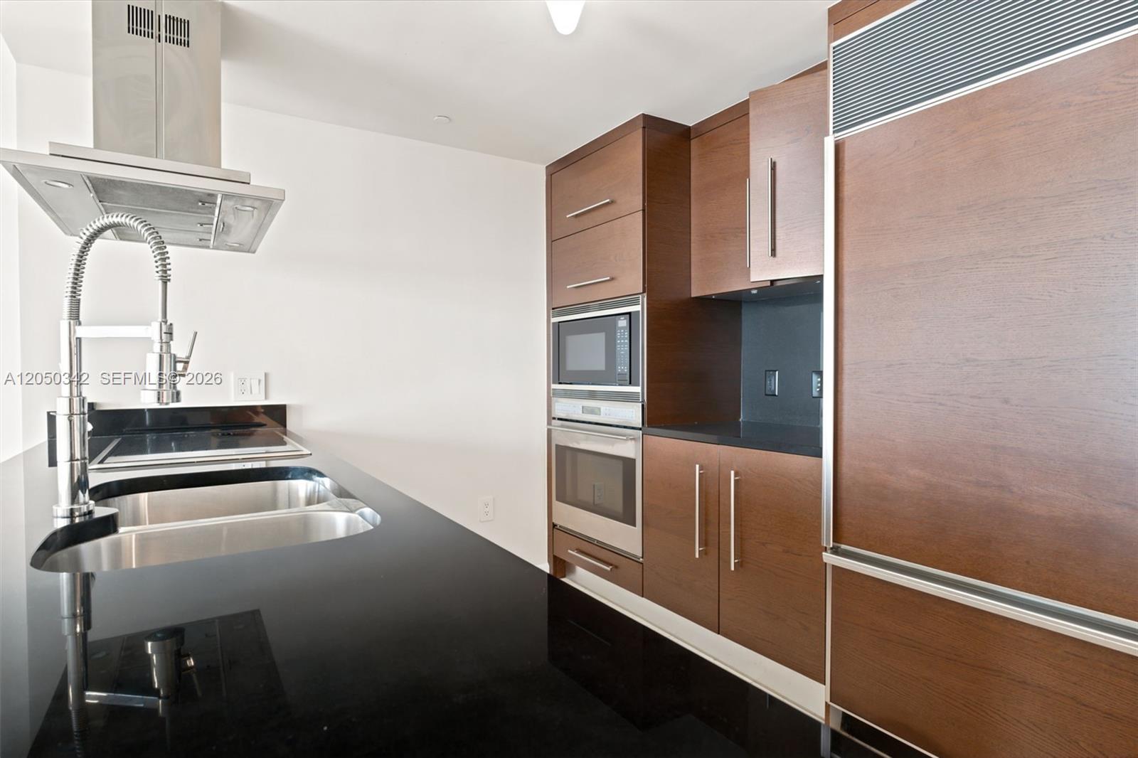 495 Brickell Ave # 5309