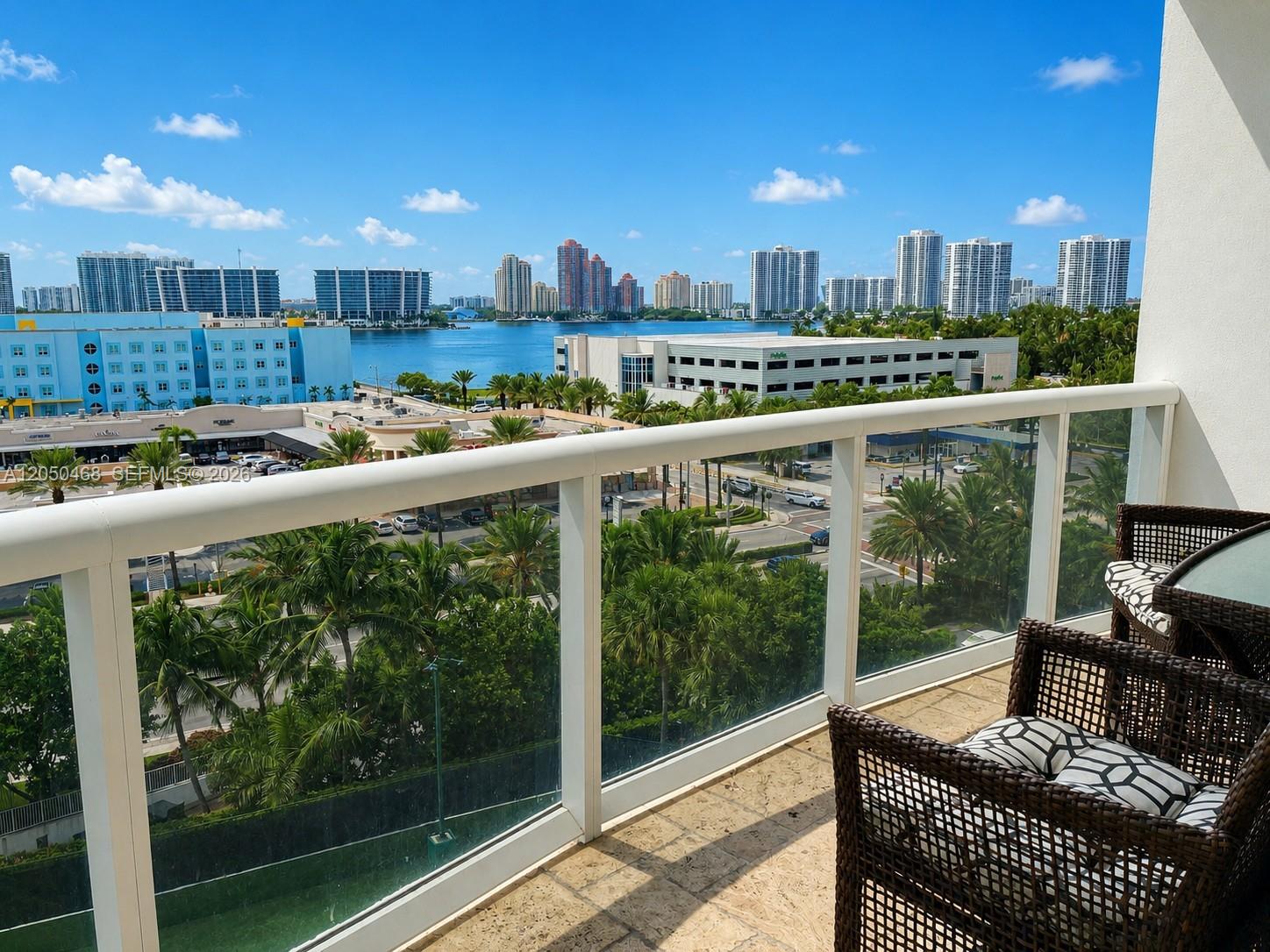 18201 Collins Ave # 901A