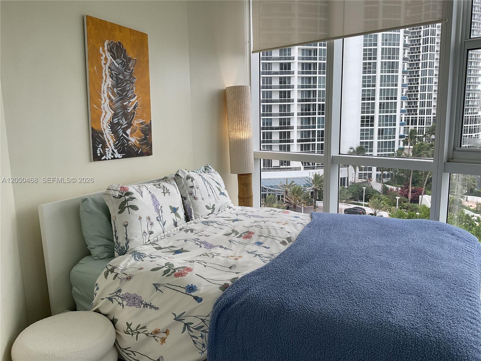 18201 Collins Ave # 901A