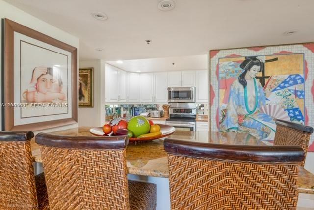 1400 Salzedo St # 305