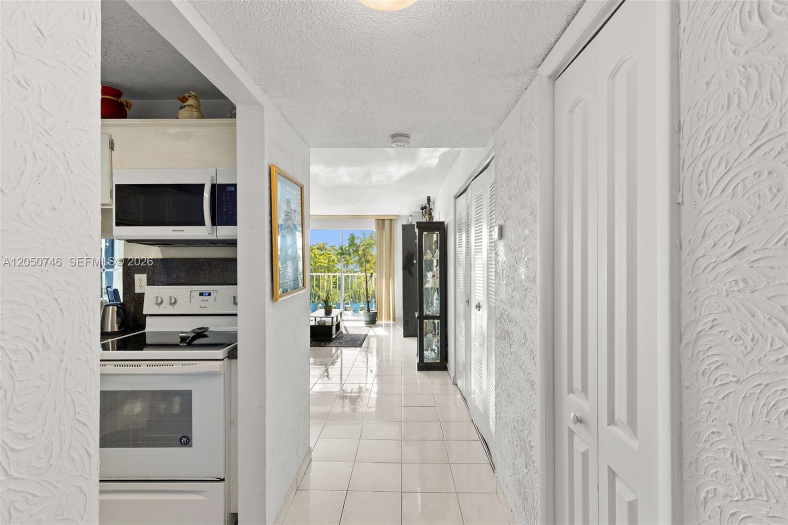 6900 Bay Dr # 5C