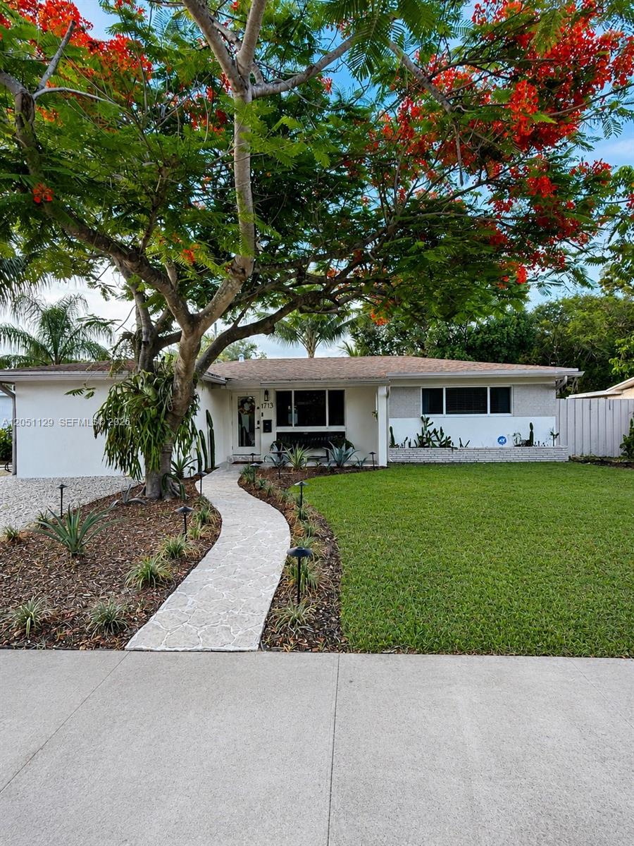 1713 SW 10th Ct