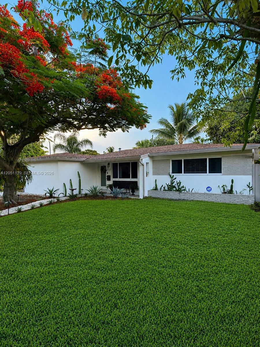 1713 SW 10th Ct