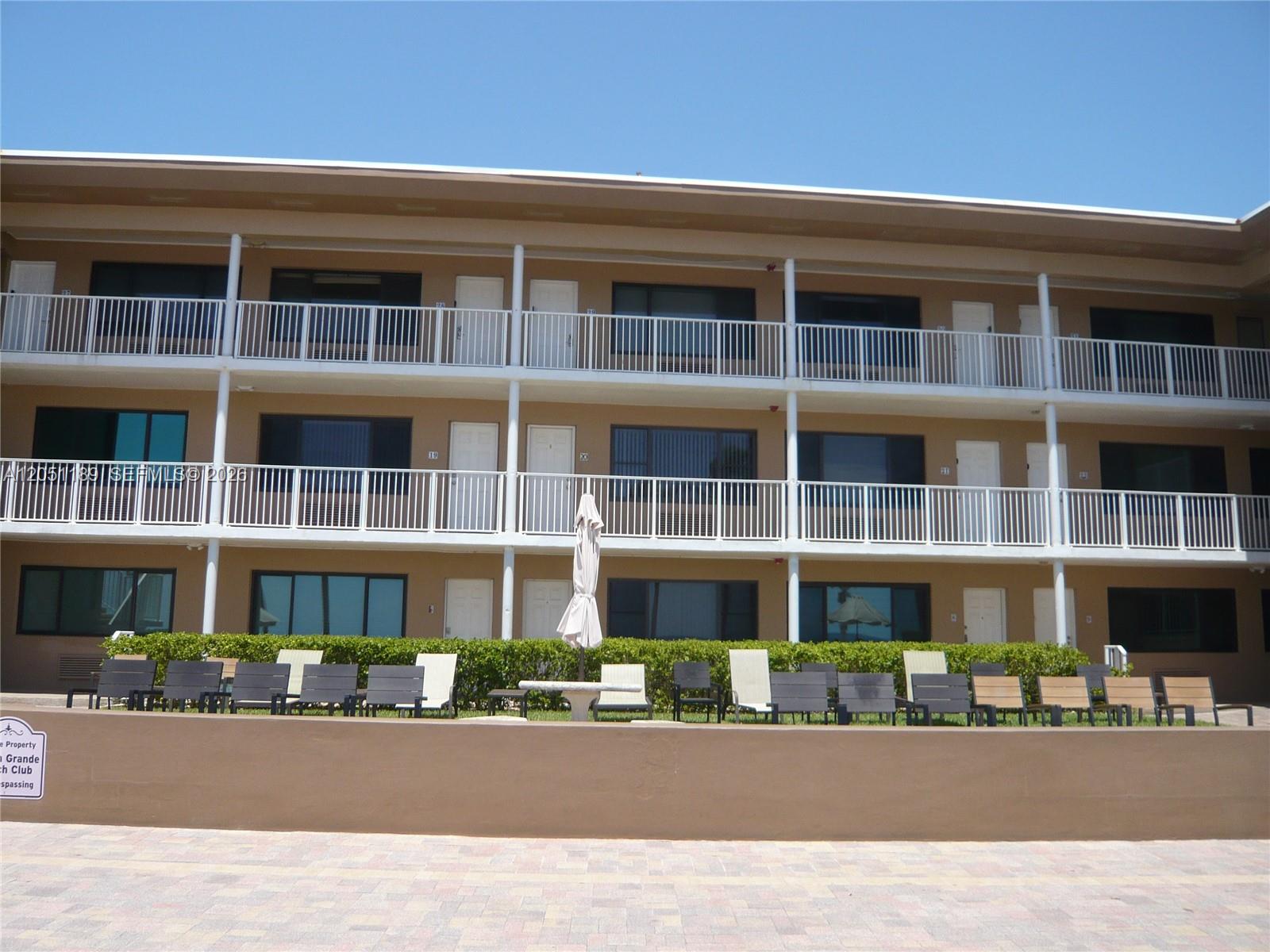 3300 N Surf Rd # 9A