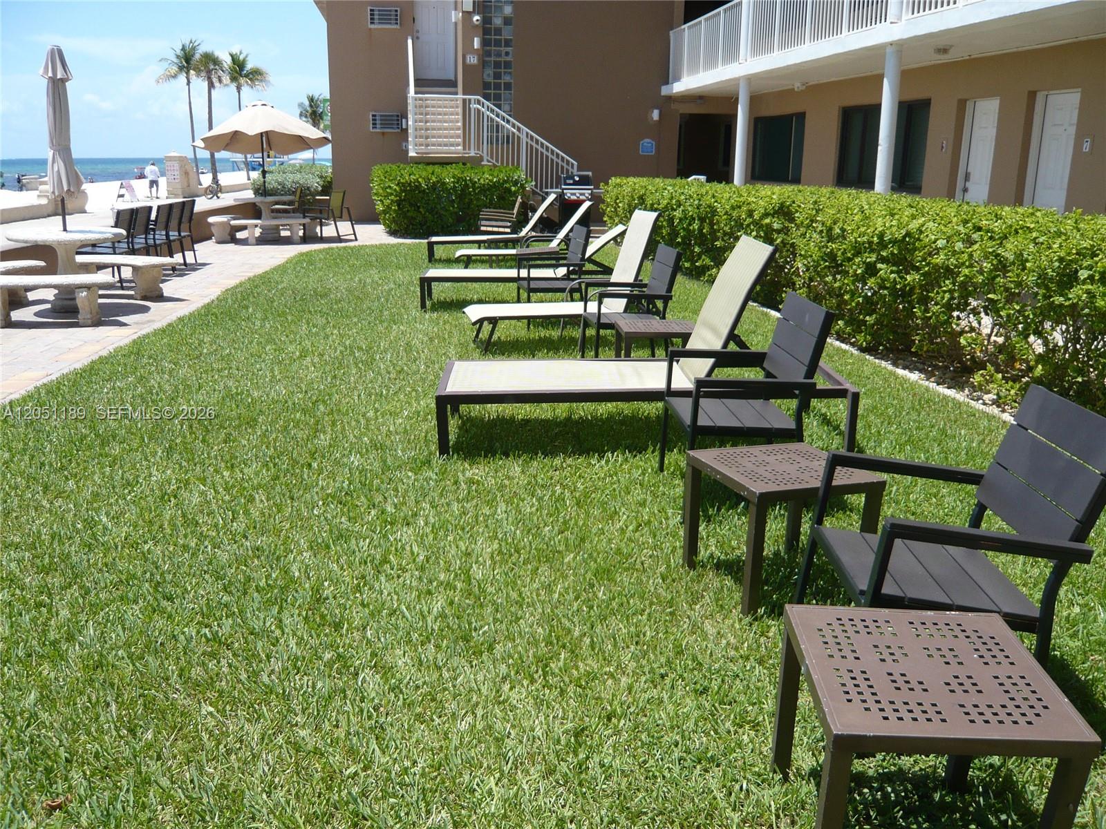 3300 N Surf Rd # 9A
