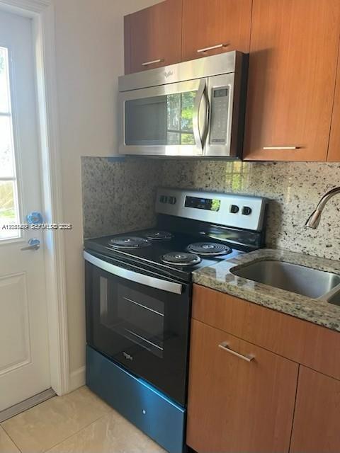 4038 SW 9th Ter # 4038