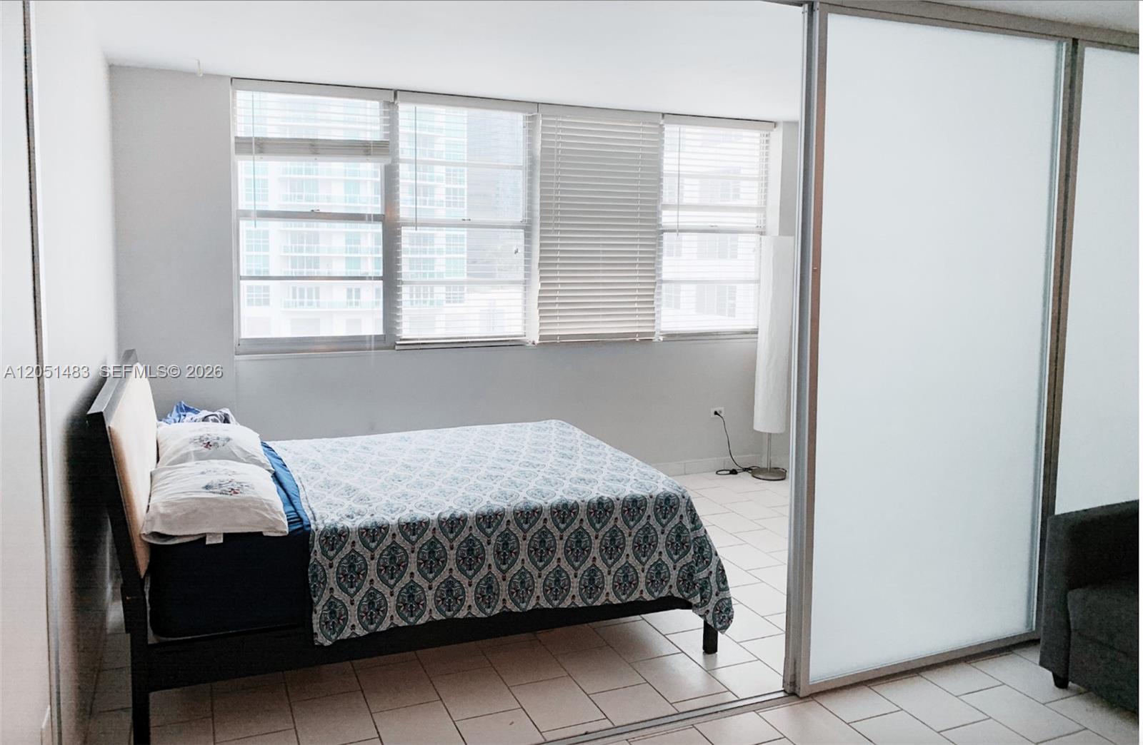 905 Brickell Bay Dr # 1523