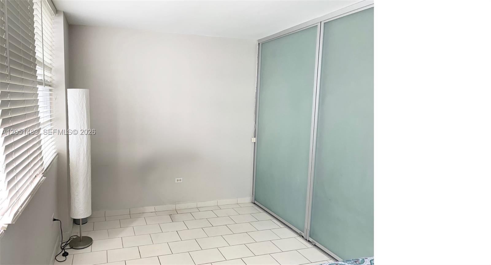 905 Brickell Bay Dr # 1523