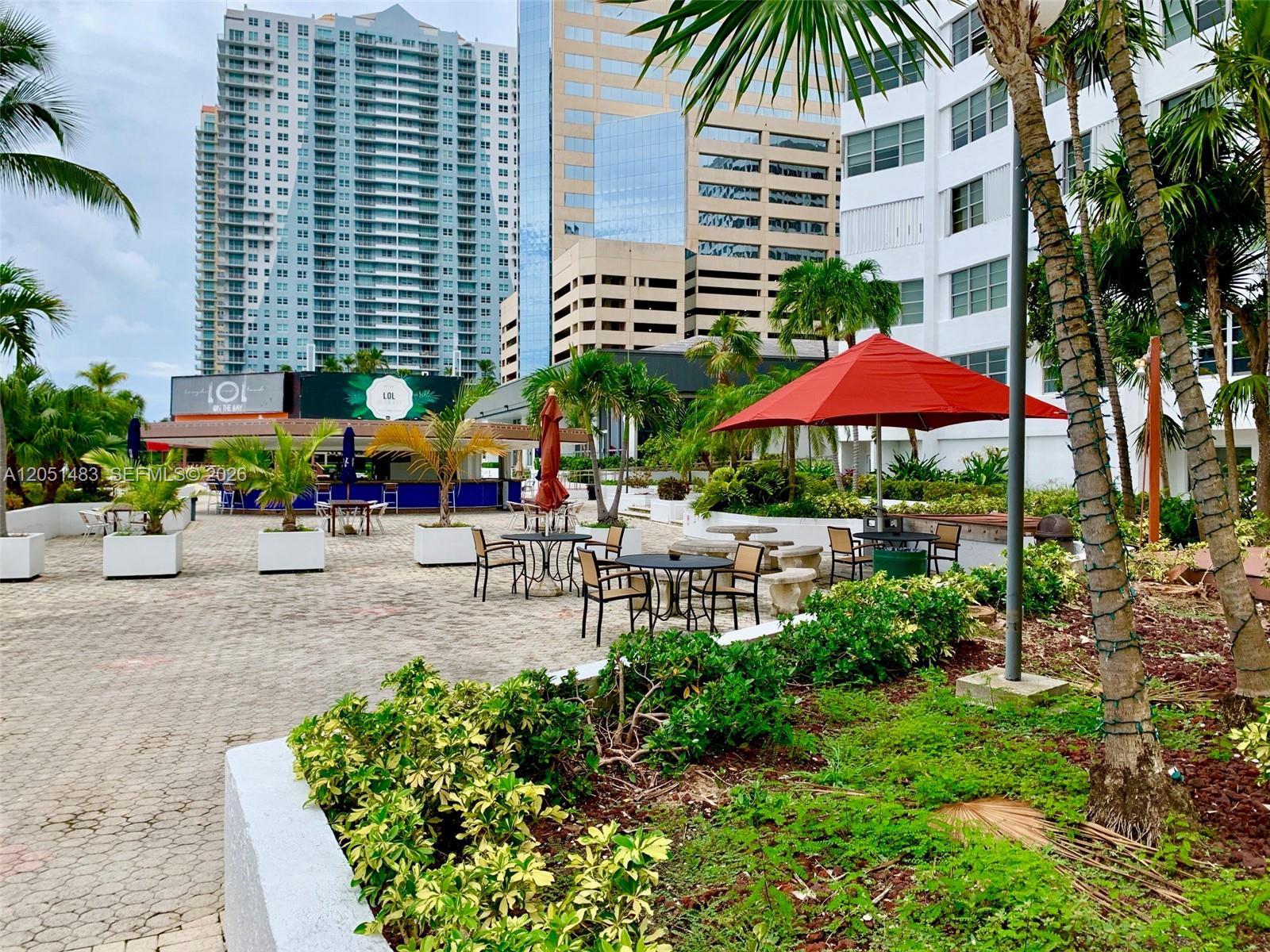 905 Brickell Bay Dr # 1523