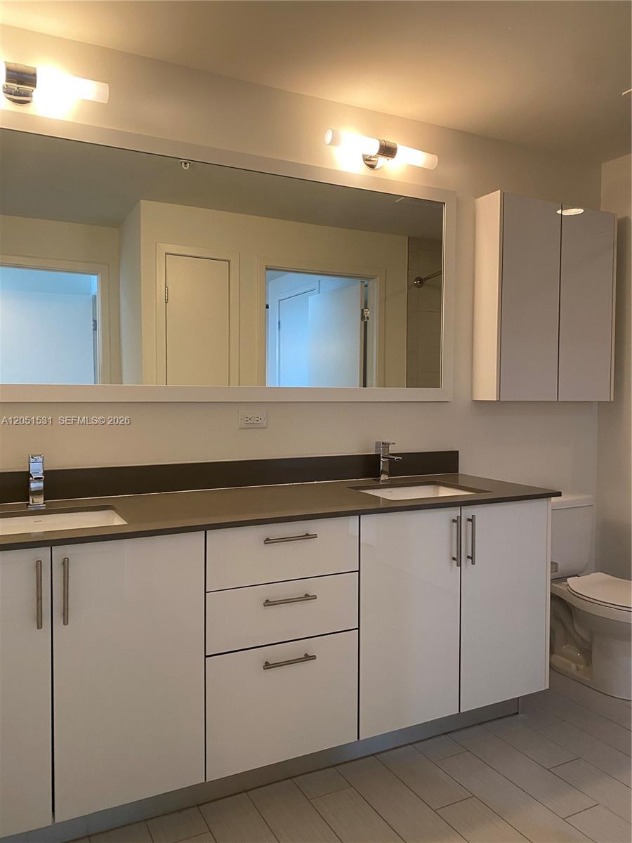 999 SW 1 AVE # 3209