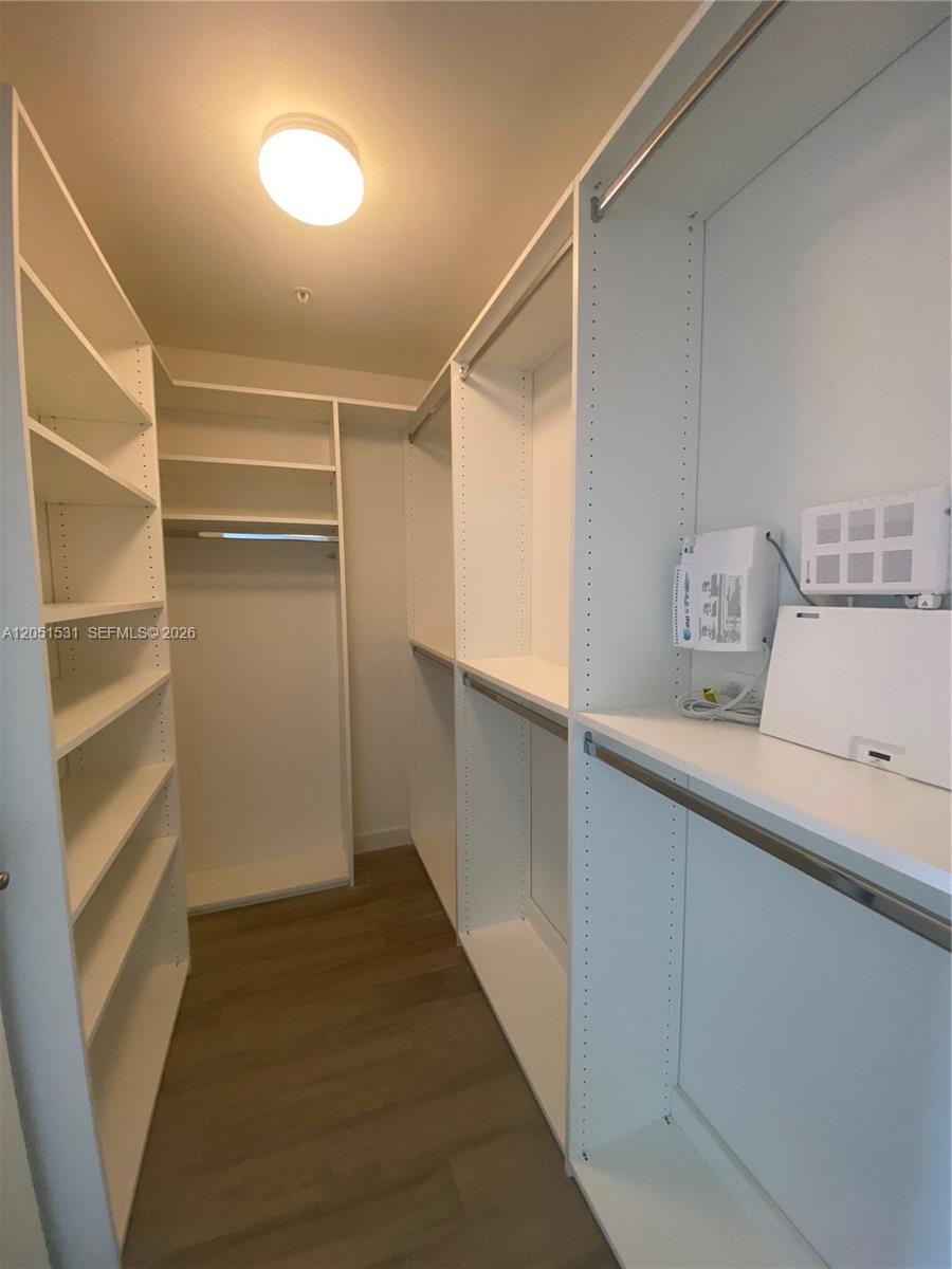 999 SW 1 AVE # 3209