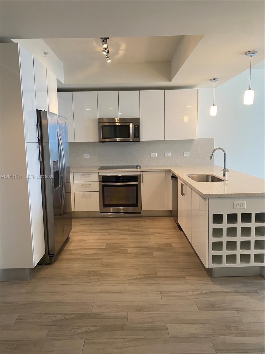 999 SW 1 AVE # 3209