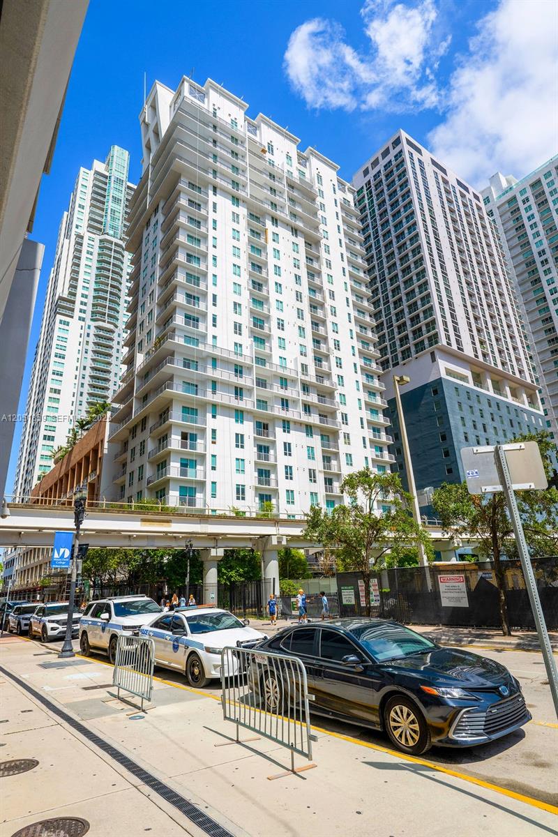 234 NE 3rd St # 909