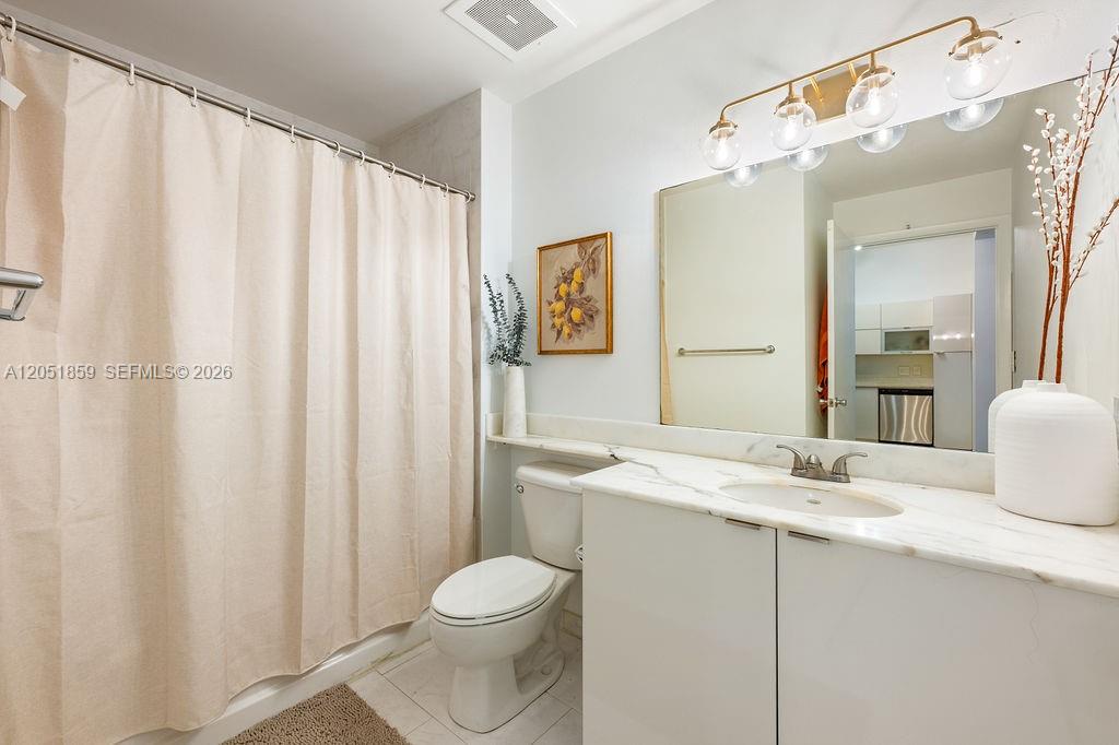 234 NE 3rd St # 909
