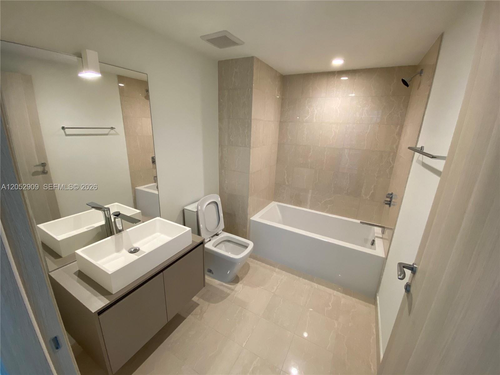 1000 BRICKELL PLAZA # 3309