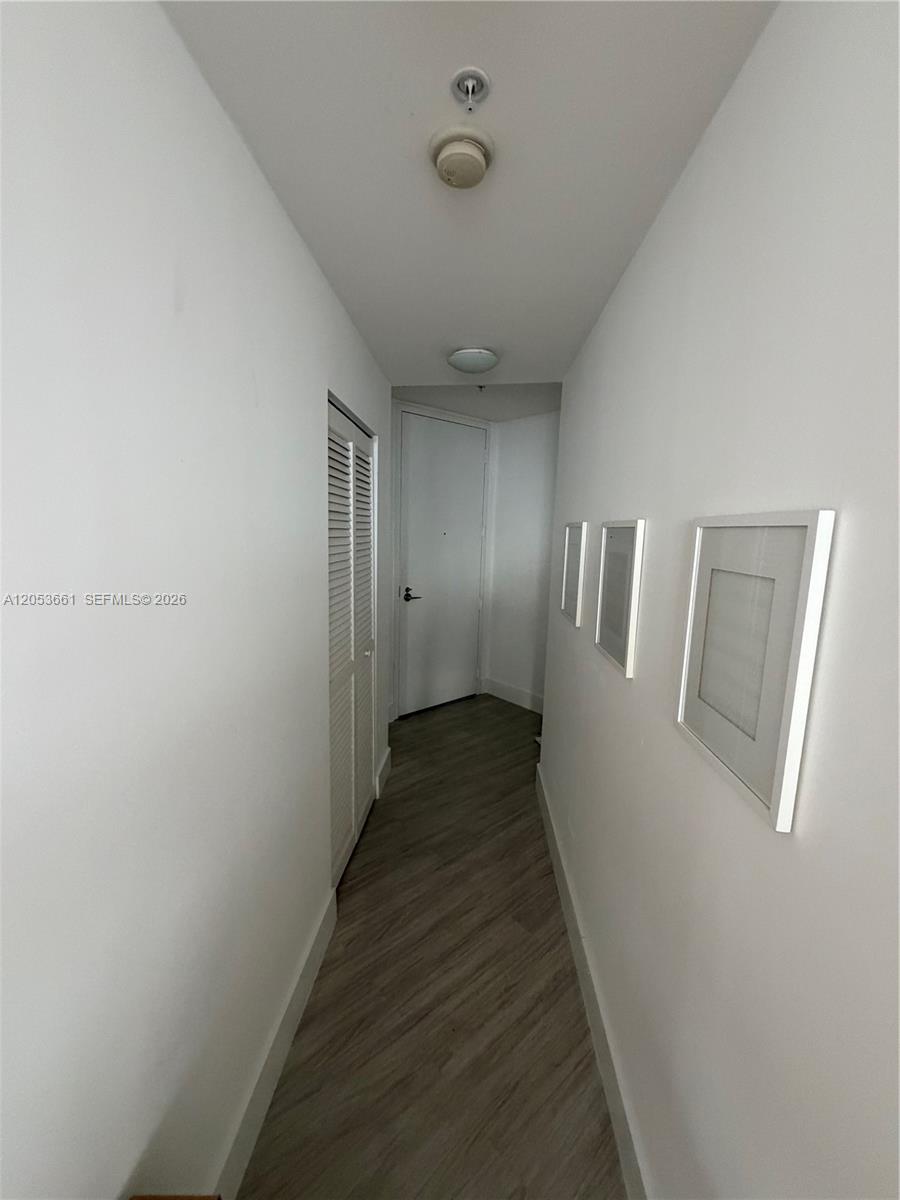 79 SW 12th St Unit: 3312-S