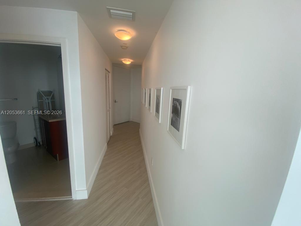 79 SW 12th St Unit: 3312-S