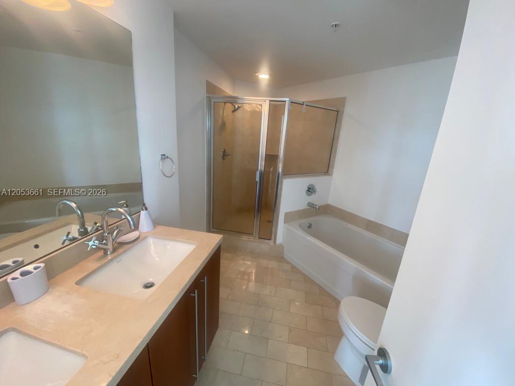 79 SW 12th St Unit: 3312-S