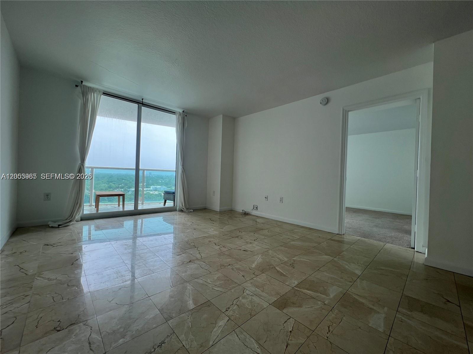 2101 Brickell Ave # 1611