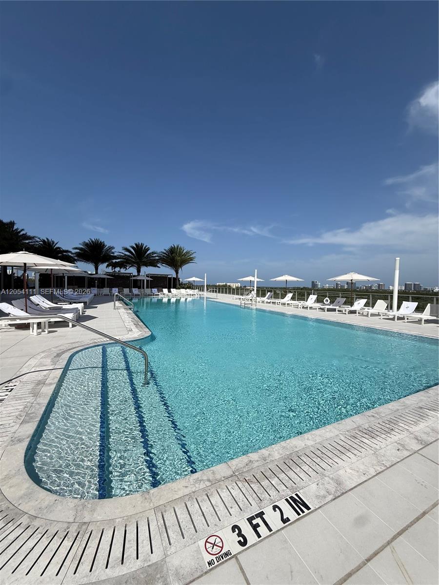 2411 Laguna Cir # 910