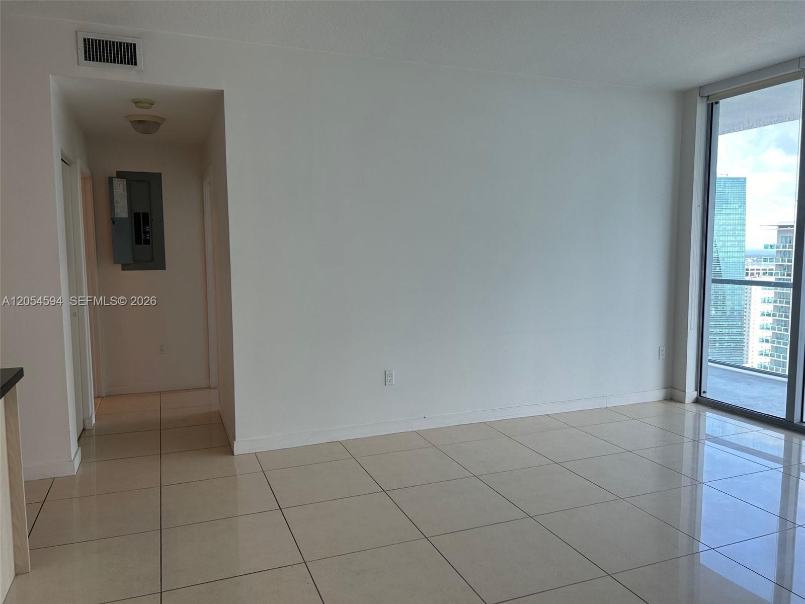 1111 SW 1st Ave # 3816