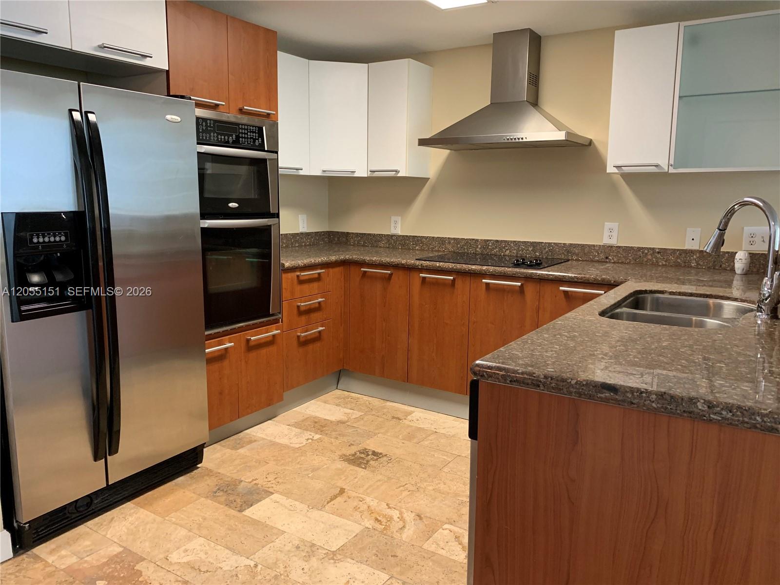 170 SE 14th St # 1402