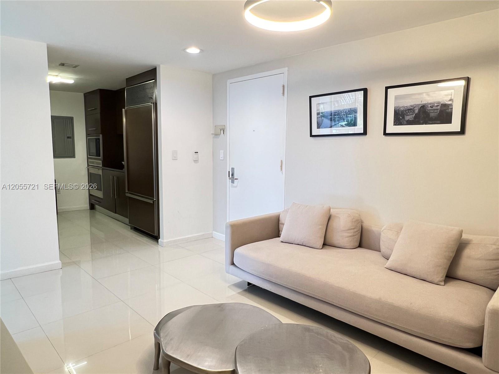 495 Brickell Ave Unit: BAY406