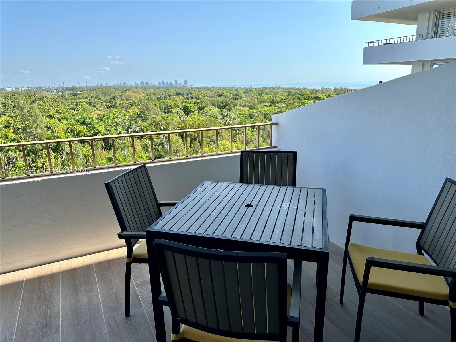 155 OCEAN LANE DR # 1004