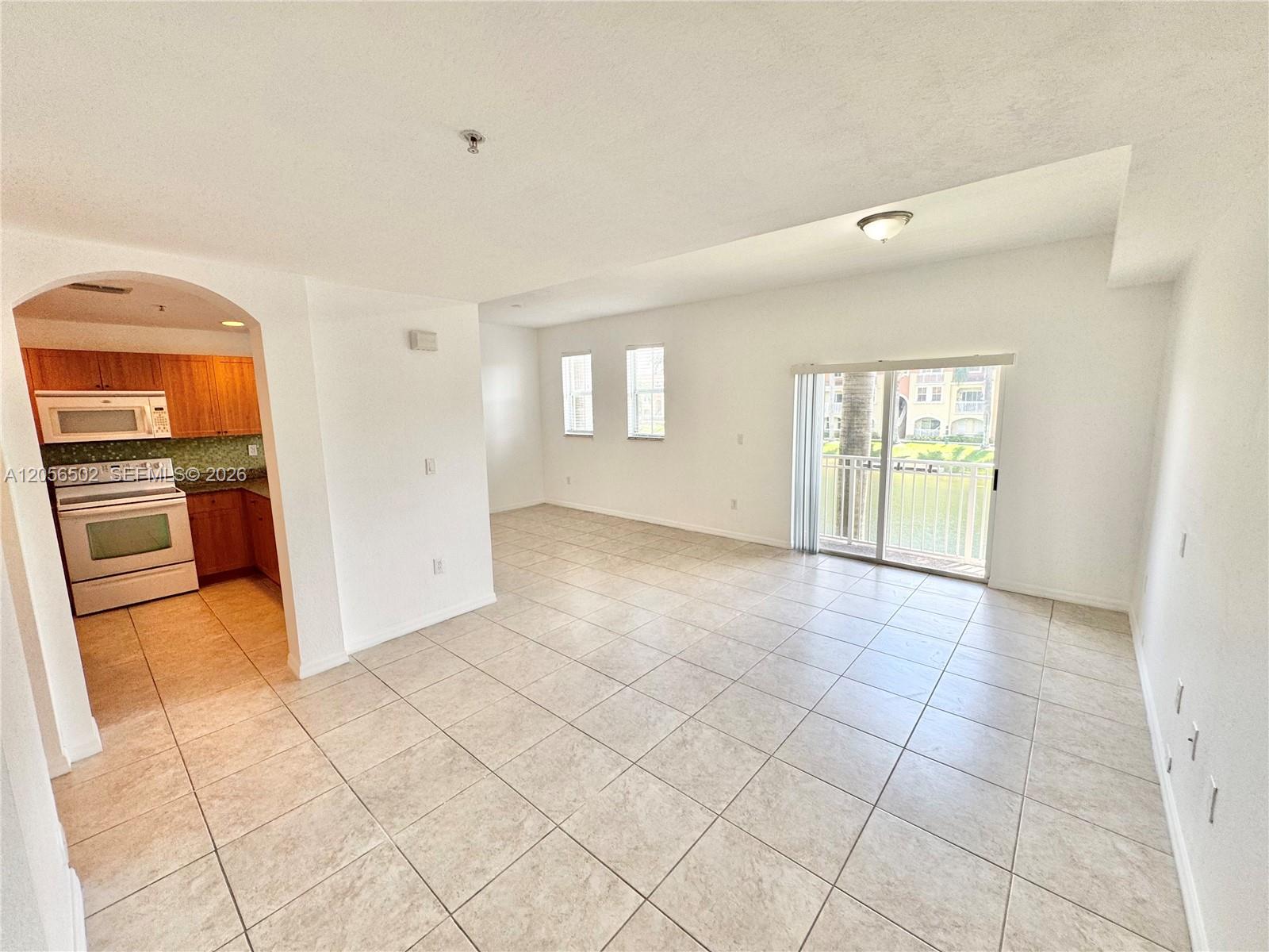 10850 NW 89th Ter # 5 Unit: 210-5