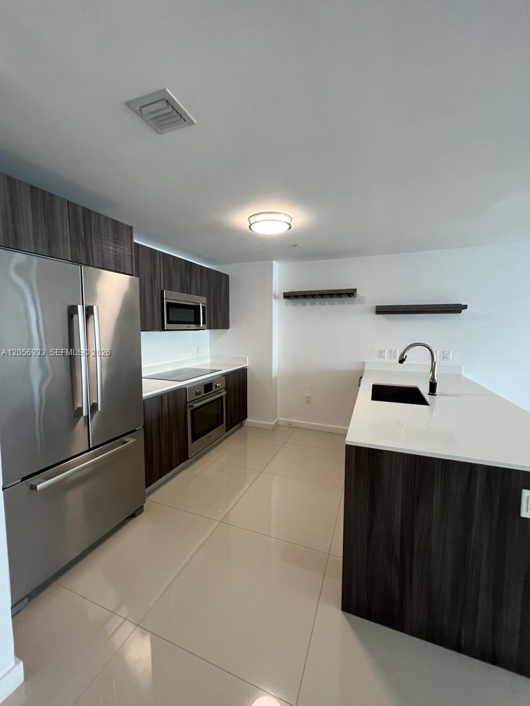 488 NE 18th # 4809
