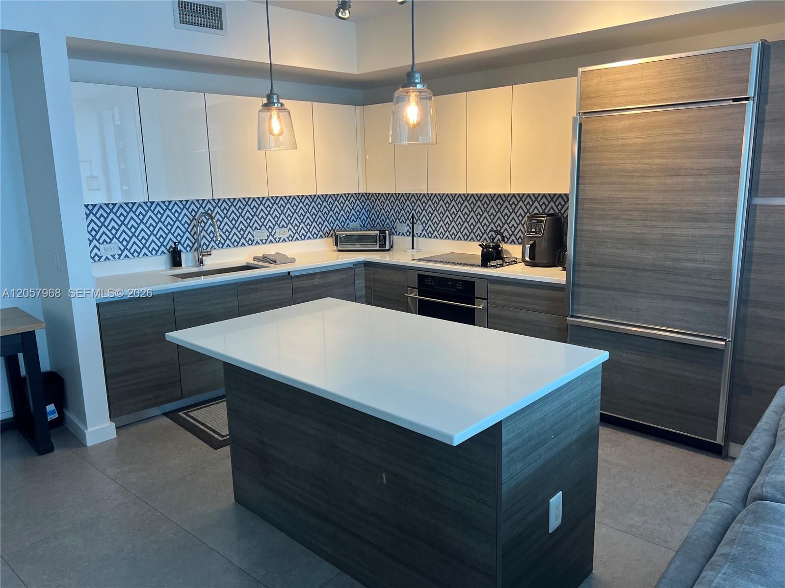 1100 S Miami Ave Unit: 2910