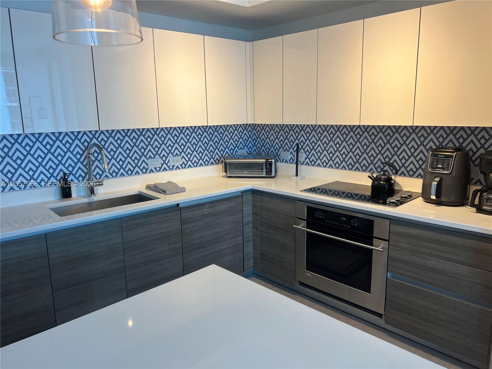 1100 S Miami Ave Unit: 2910