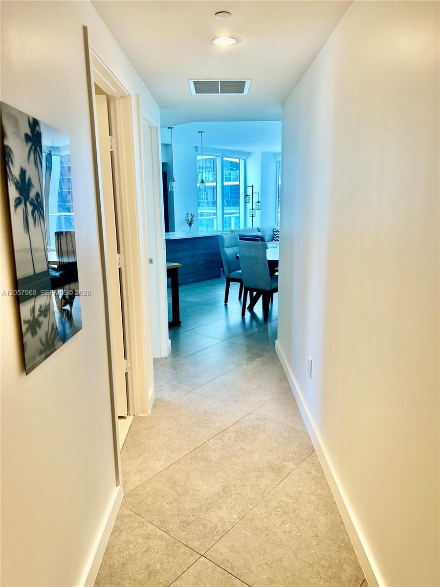 1100 S Miami Ave Unit: 2910