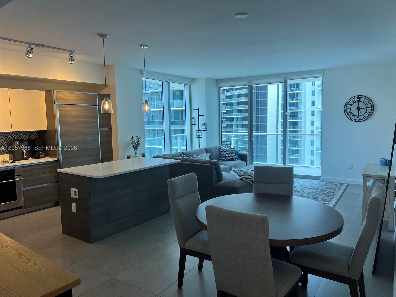 1100 S Miami Ave Unit: 2910
