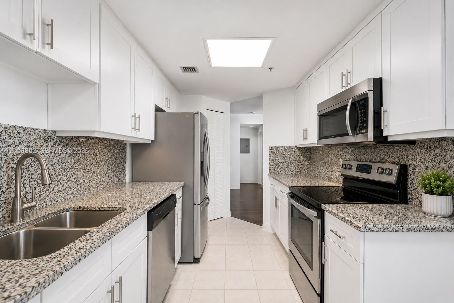 701 Brickell Key Blvd # 604