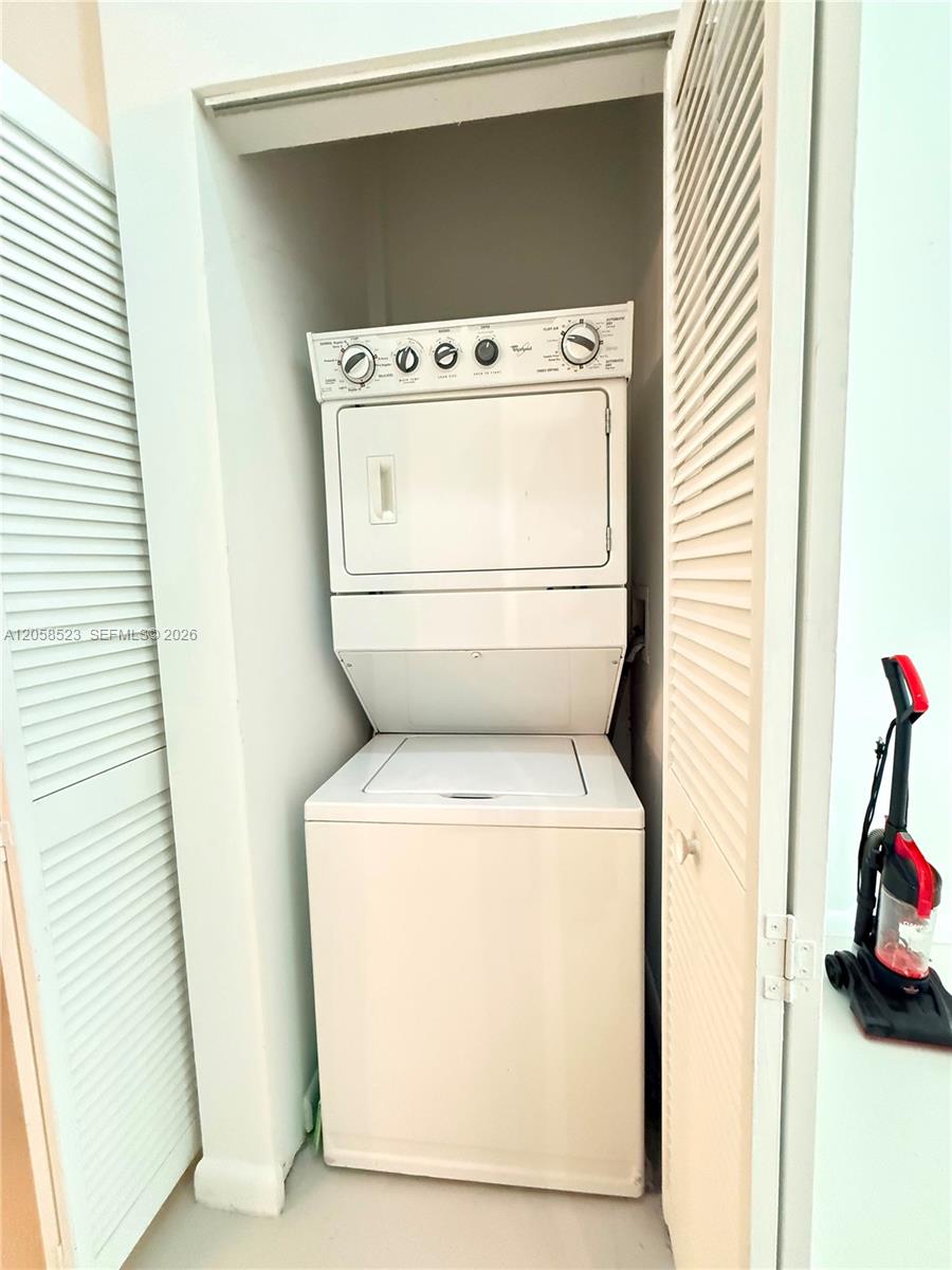 244 BISCAYNE BL # 250