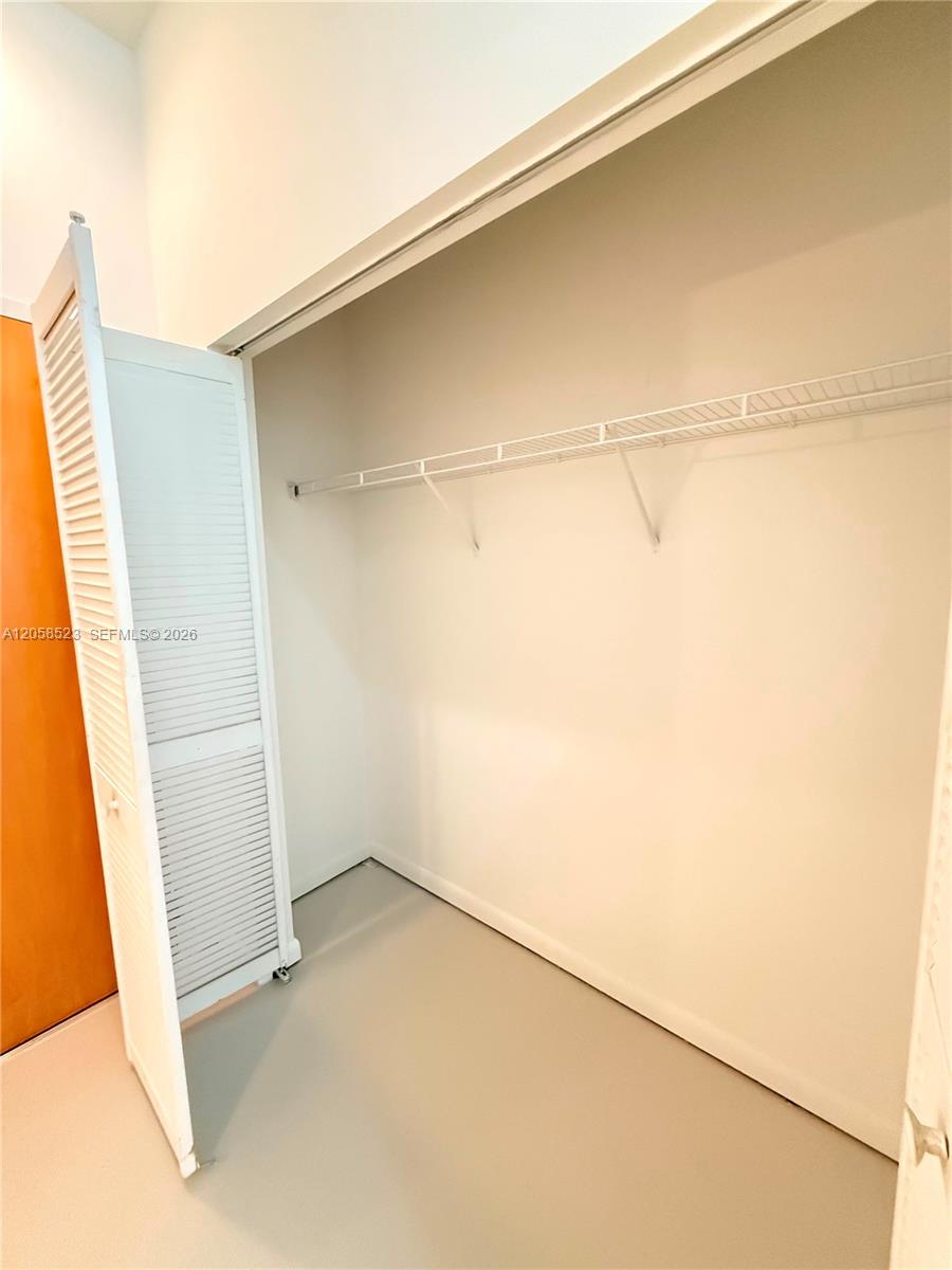 244 BISCAYNE BL # 250