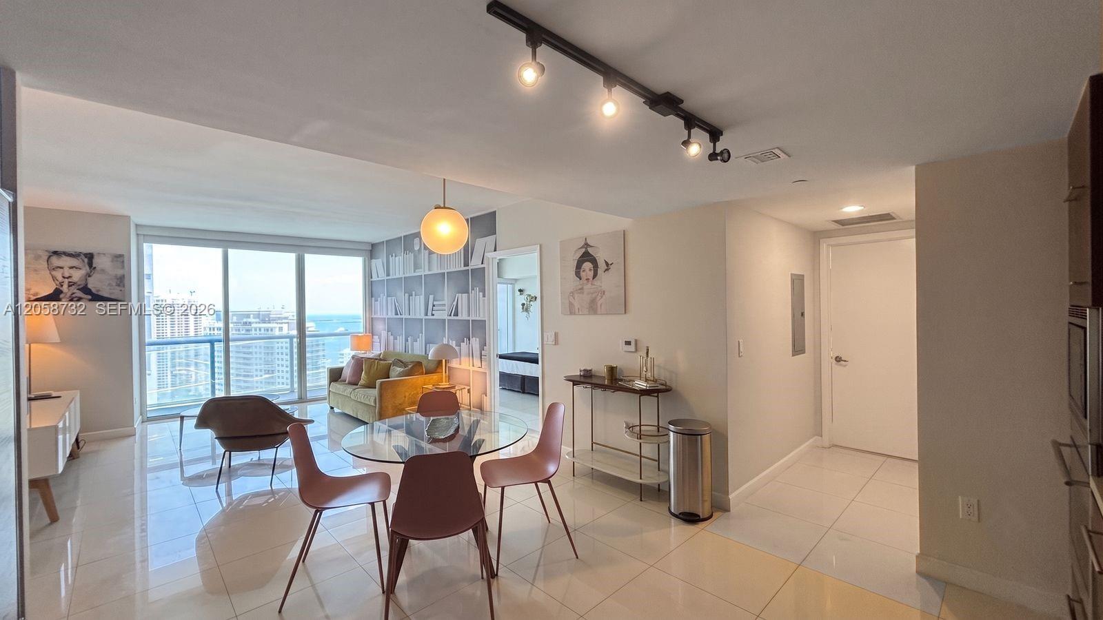 485 Brickell Ave # 3401