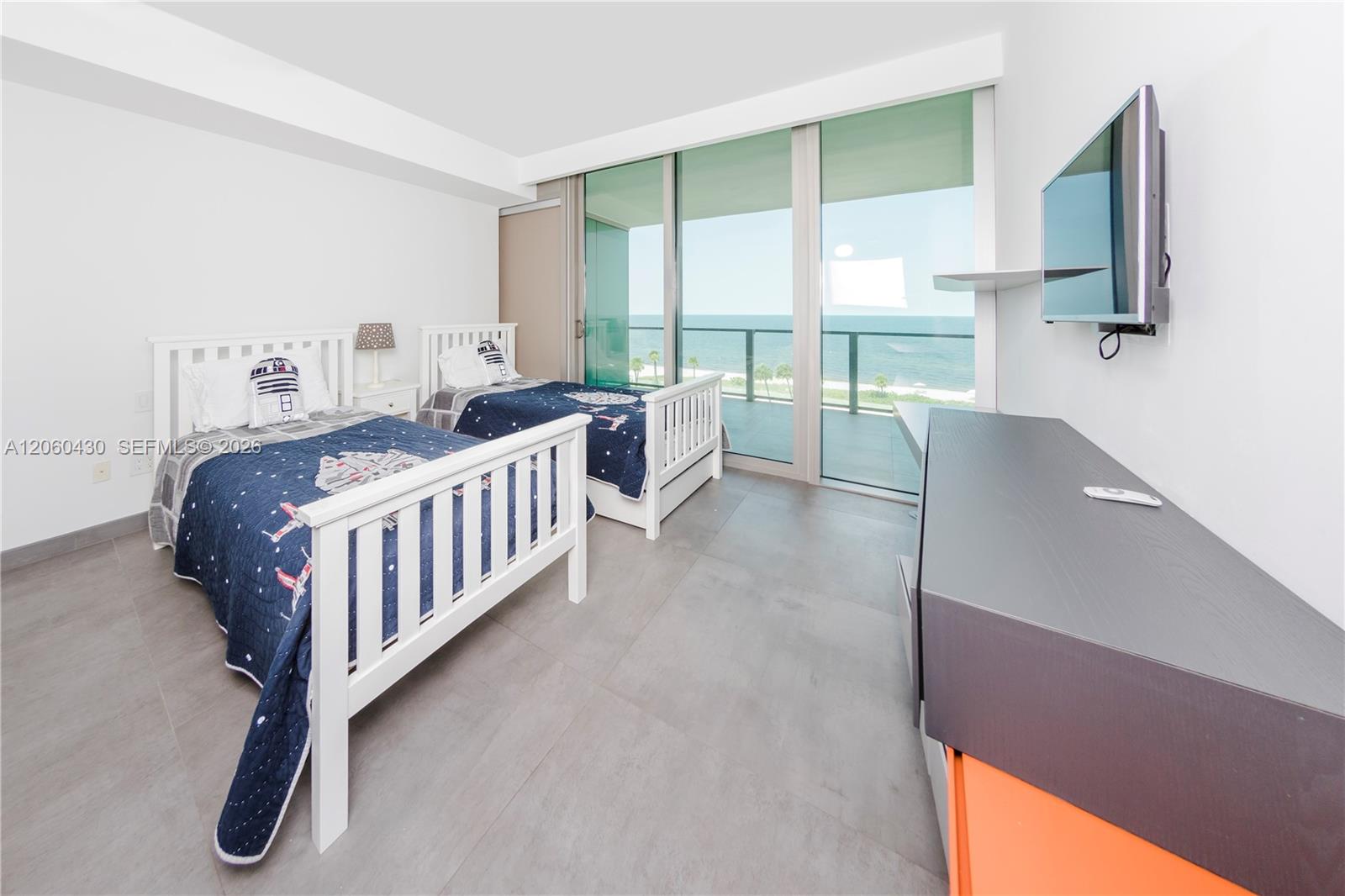 350 Ocean Dr # 604N