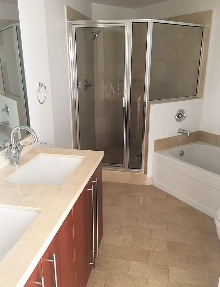 79 SW 12 ST # 3006S