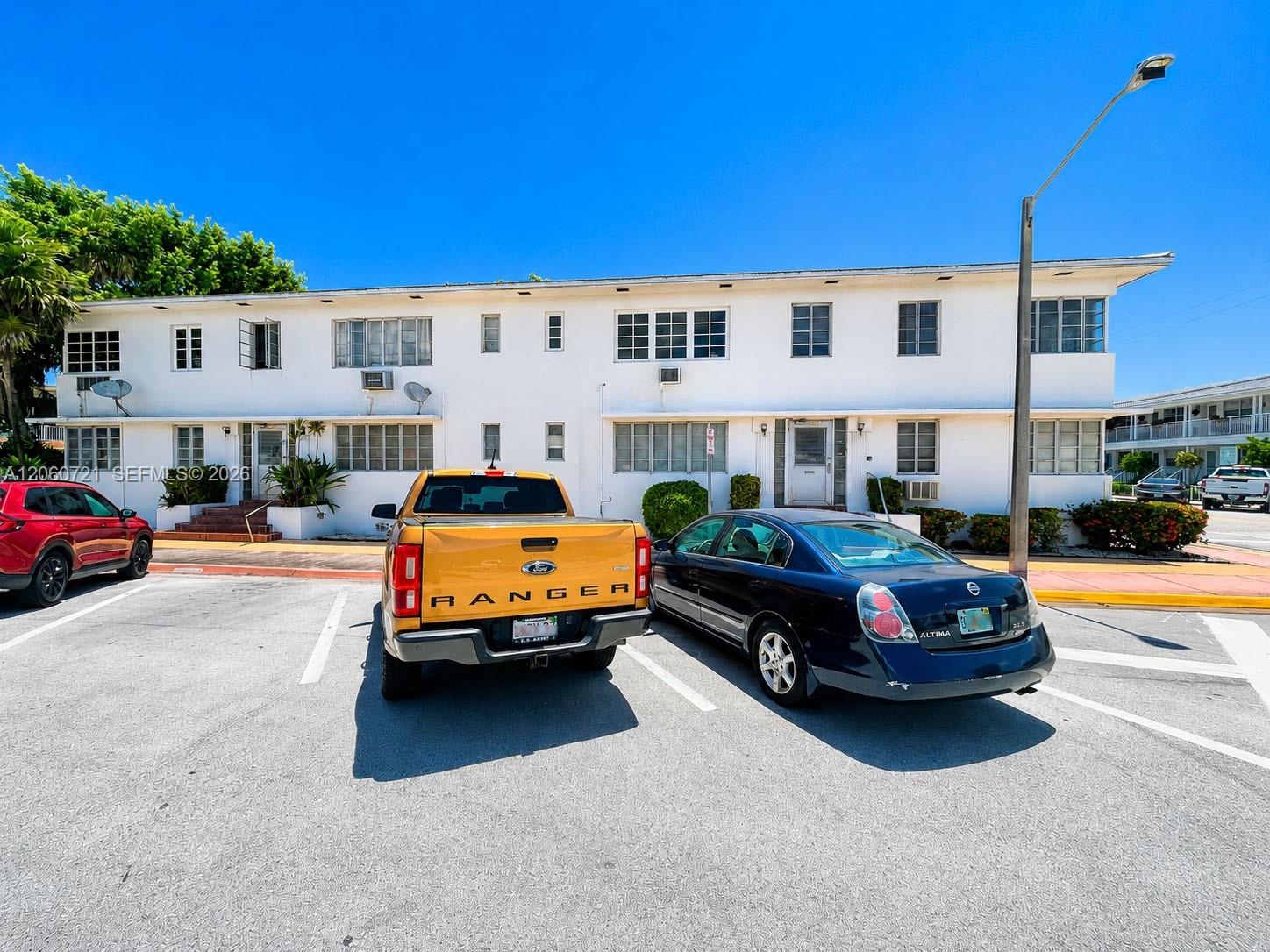 7407 Byron Ave # 3