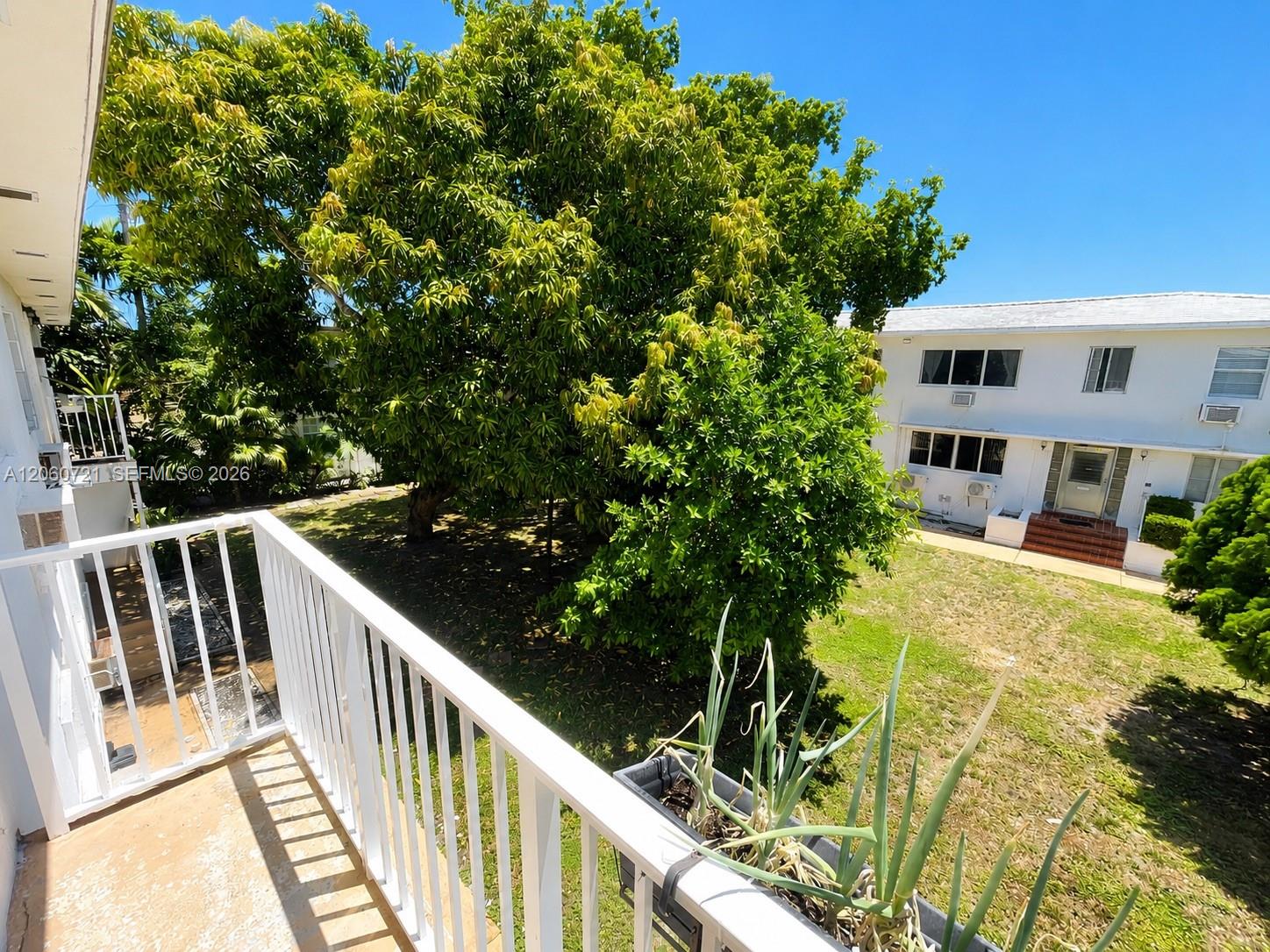 7407 Byron Ave # 3
