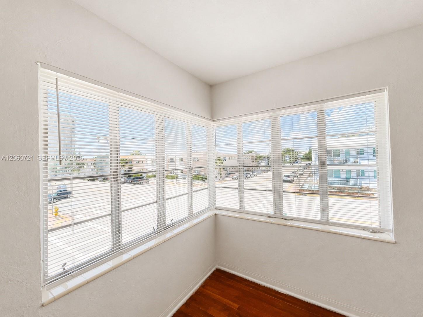 7407 Byron Ave # 3